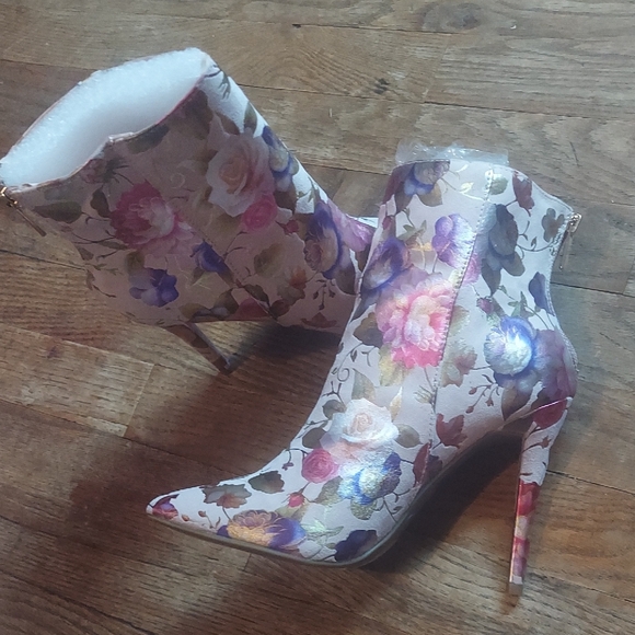 Shoes - Floral Stiletto Ankle Boots